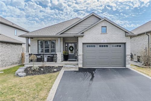 19 Edgar Pl, Paris, ON, N3L0H3 | Card Image