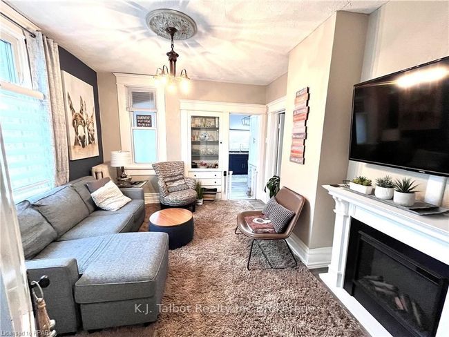 127 Victoria St N, House other with 3 bedrooms, 2 bathrooms and 3 parking in Goderich ON | Image 11