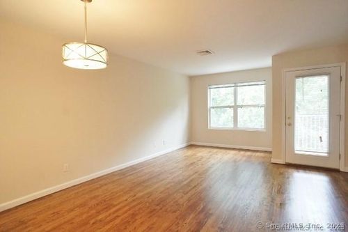 apt-1-16 Oakwood Ave, Norwalk, CT, 06850-1344 | Card Image