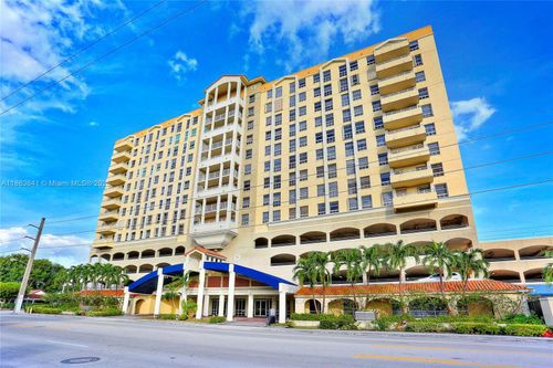 apt-901-2351 Douglas Rd, Miami, FL, 33145-3059 | Card Image