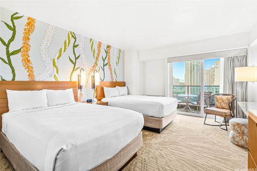 1523-410 Atkinson Dr, Honolulu, HI, 96814-4730 | Card Image