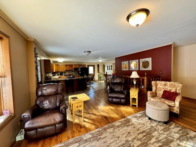 Kitchen/ Dining Room/ Living Room | Image 10
