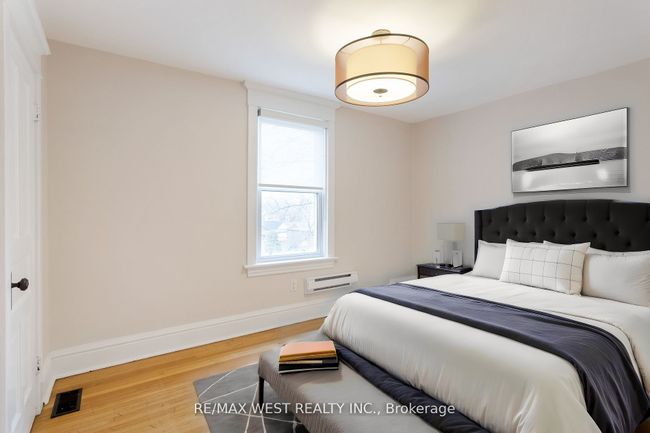96 Roncesvalles Ave, Home with 3 bedrooms, 3 bathrooms and null parking in Toronto ON | Image 25