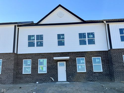 6175 Rhinecliff Dr, Whitestown, IN, 46075-7594 | Card Image