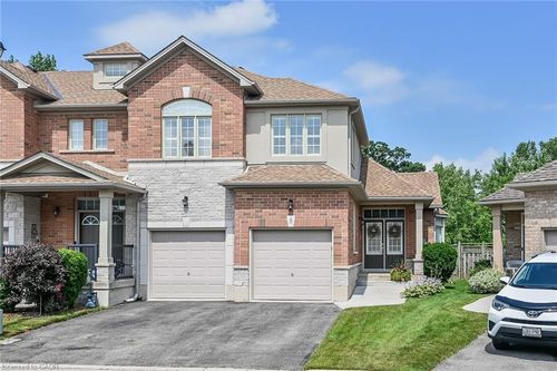 8-99 Panabaker Dr, Ancaster, ON, L9G0A3 | Card Image