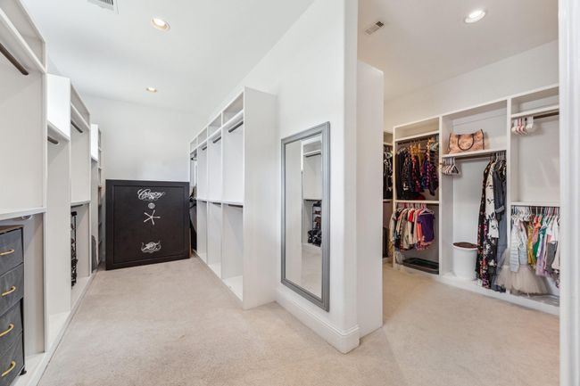 27016 Hidden Grove Landing Dr, House other with 5 bedrooms, 6 bathrooms and 3 parking in Spring TX | Image 21