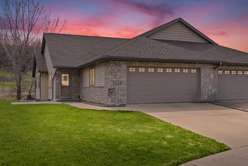 228 Rhyme St, WEST SALEM, WI, 54669-7100 | Card Image