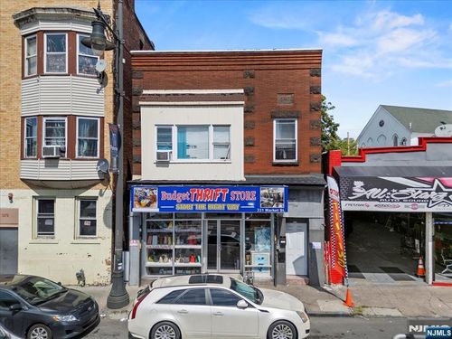 331 Market St, Paterson, NJ, 07501-2247 | Card Image