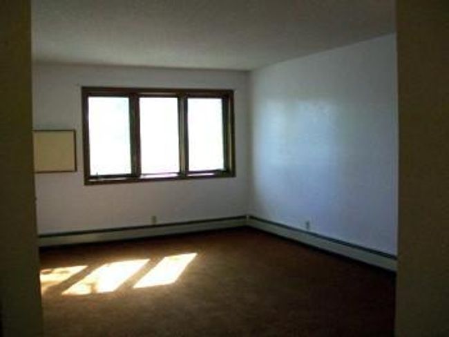 Pheasant Run Living Room.jpg | Image 5