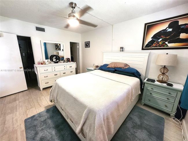 APT-149 - 1951 Ne 39 Th St, Condo with 2 bedrooms, 2 bathrooms and null parking in Lighthouse Point FL | Image 9