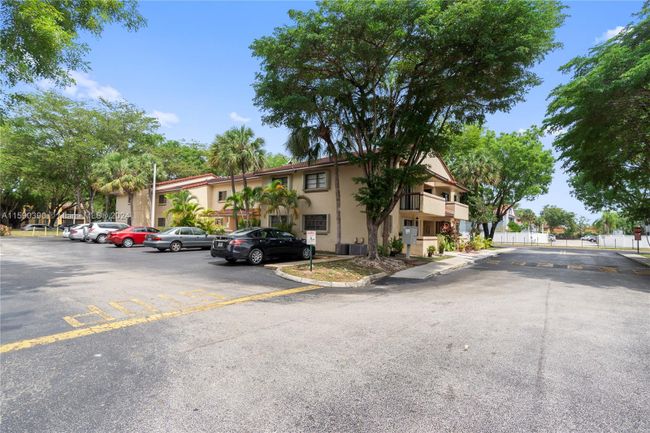 A101 - 6206 Sw 136th Ct, Condo with 2 bedrooms, 2 bathrooms and null parking in Miami FL | Image 29