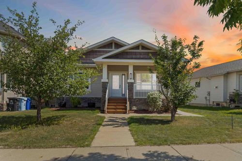 177 Sparrow Hawk Drive, Fort Mcmurray, AB, T9K0L2 | Card Image