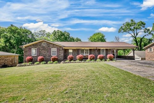 326 Donna Dr, Hopkinsville, KY, 42240-5220 | Card Image