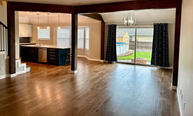 Kitchen Dining | Image 4