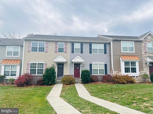 4925 Laurel Dr, ENOLA, PA, 17025 | Card Image