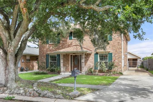 1524 Peach St, Metairie, LA, 70001-2352 | Card Image