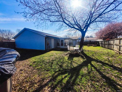 4603 Kevin Ct, Jeffersonville, IN, 47130-9531 | Card Image