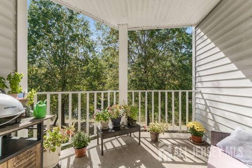 18 Sheffield Ct, North Brunswick, NJ, 08902-4296 | Card Image