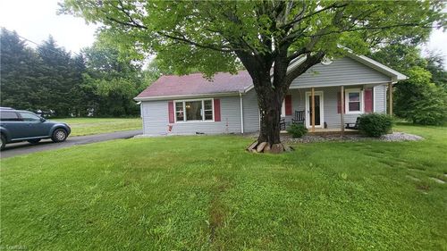 132 Old Nc 89, Lowgap, NC, 27024-9138 | Card Image