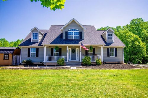 184 Beasley Road, Mount Airy, NC, 27030 | Card Image