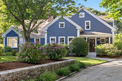160 Main St, Wellfleet, MA, 02667-7435 | Card Image