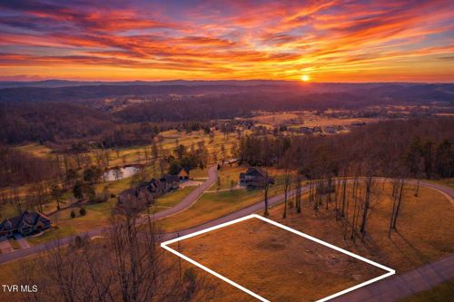 1230 Ridgetop Trl, Kingsport, TN, 37664-5566 | Card Image