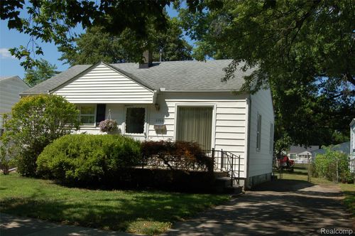 27661 Dartmouth St, Madison Heights, MI, 48071-3239 | Card Image