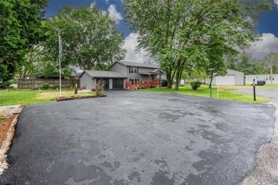 19608 Meg Lane, House other with 3 bedrooms, 3 bathrooms and null parking in Carlyle IL | Image 2