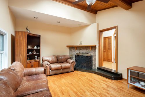 2929 W 24th Ave, Vancouver, BC, V6L1R5 | Card Image