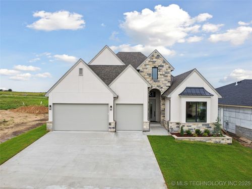 2607 E 135th St S, Bixby, OK, 74008 | Card Image
