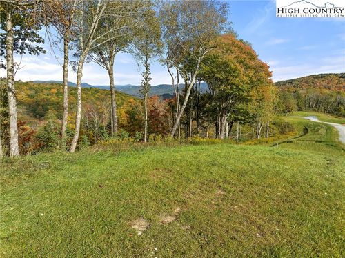 Lot 15 Banner Grande Ct, Banner Elk, NC, 28604-5912 | Card Image