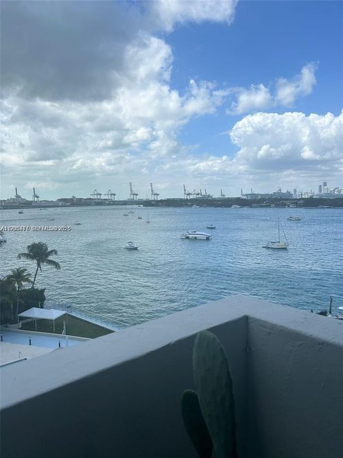 apt-728-1200 West Ave, Miami Beach, FL, 33139-4317 | Card Image