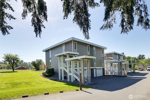 2421 98th Avenue Ct E, Edgewood, WA, 98371-2135 | Card Image