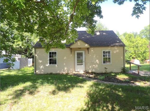 56 Pine Trl, Fairview Heights, IL, 62208-1933 | Card Image