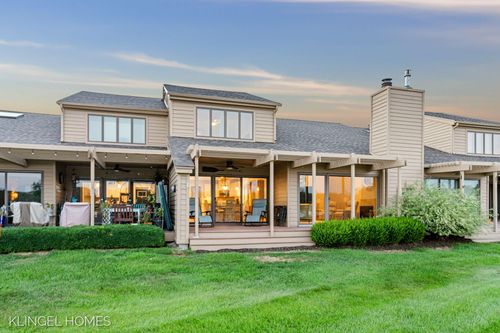 10-15784 Prospect Point Dr, Spring Lake, MI, 49456-2803 | Card Image