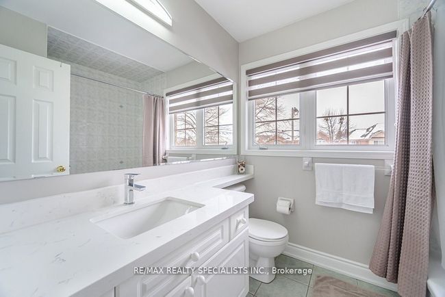 8 Upshall Dr, House other with 6 bedrooms, 4 bathrooms and 4 parking in Brampton ON | Image 37