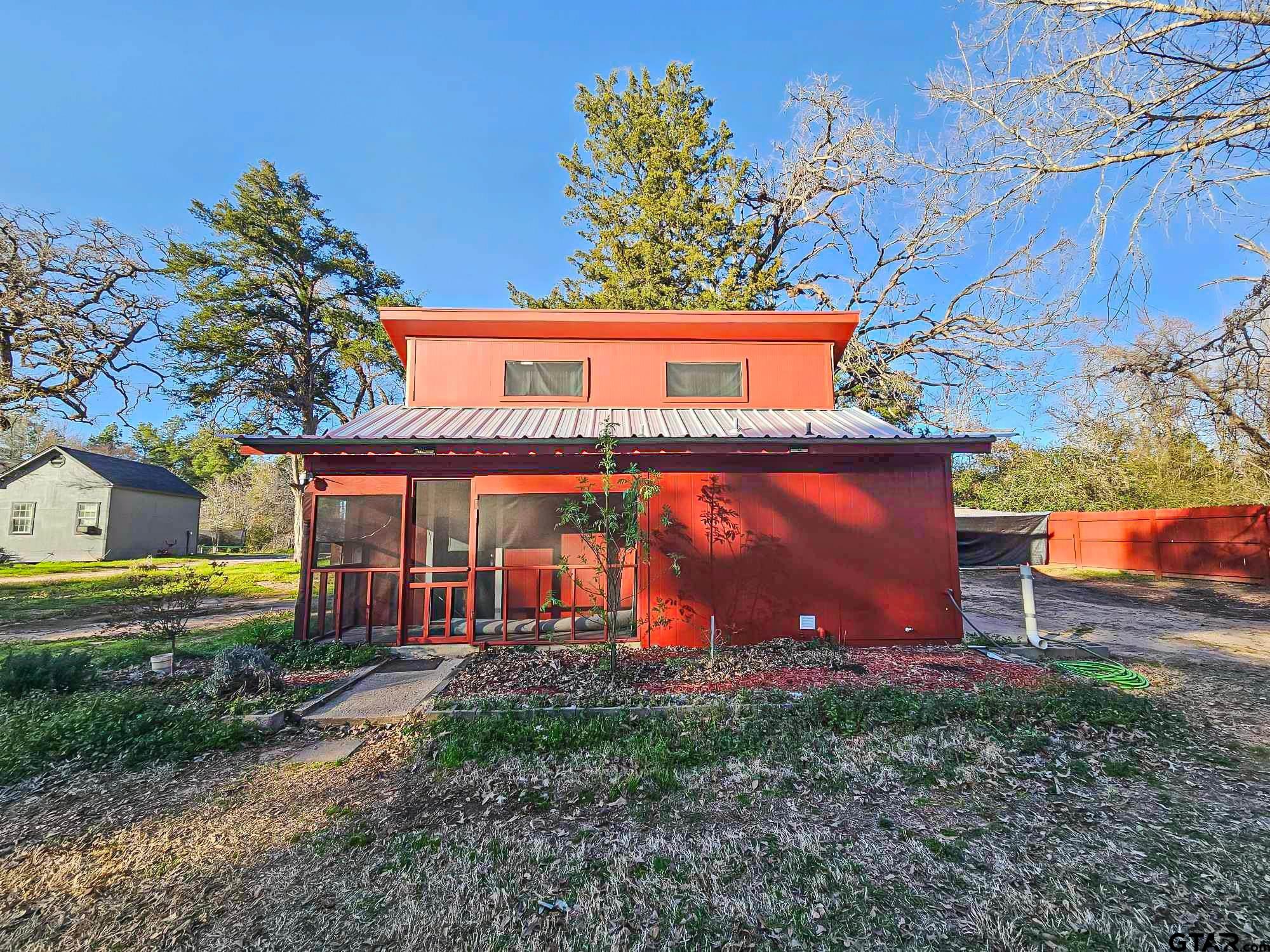 Point Tap Rd, Palestine, TX 75803