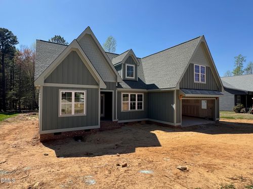 935 Lynch Rd, Selma, NC, 27576-5735 | Card Image