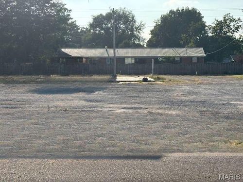 1703 N Douglass St, Malden, MO, 63863-1234 | Card Image