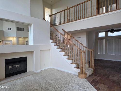 7826 Barstow St, Ventura, CA, 93004-3808 | Card Image