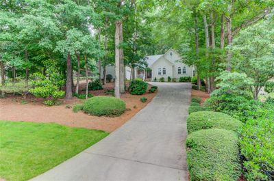 2834 Bridgeview Drive, House other with 4 bedrooms, 3 bathrooms and null parking in Gainesville GA | Image 2