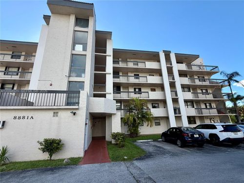307-8881 A Fontainebleau Blvd, Miami, FL, 33172-6404 | Card Image