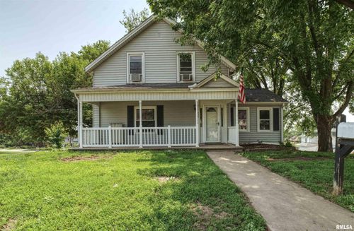 828 10th Ave, Fulton, IL, 61252-1305 | Card Image