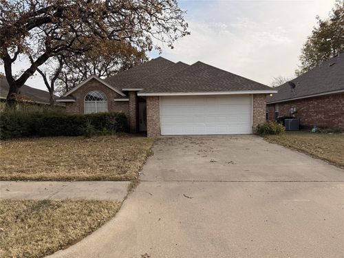 1220 Oak Vly, Denton, TX, 76209-6382 | Card Image