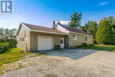 81 Bear Lake Rd, House other with 3 bedrooms, 1 bathrooms and null parking in Verner ON | Image 2