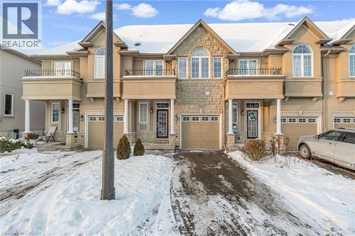 22 Forest Valley Cres, Dundas, ON, L9H0A7 | Card Image