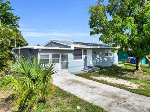 3847 Maxine St, FORT MYERS, FL, 33901-8522 | Card Image