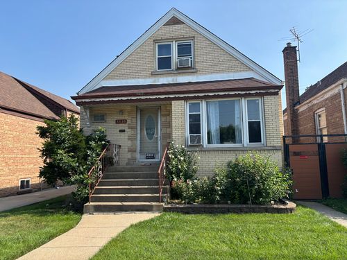3535 W 71st St, Chicago, IL, 60629-4336 | Card Image