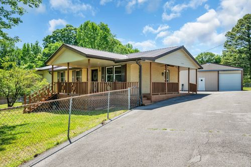 125 Lynn Ln, Charlotte, TN, 37036-4804 | Card Image