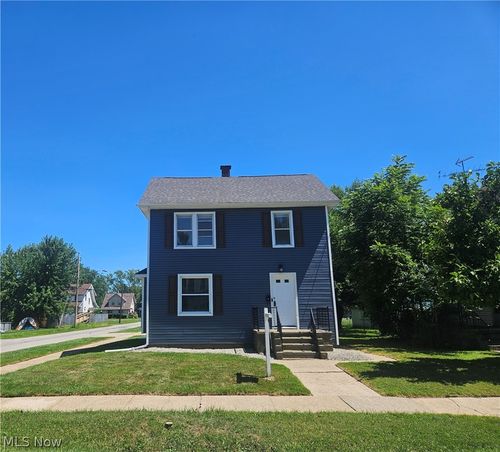 905 Belvedere Ave Se, Warren, OH, 44484-4327 | Card Image